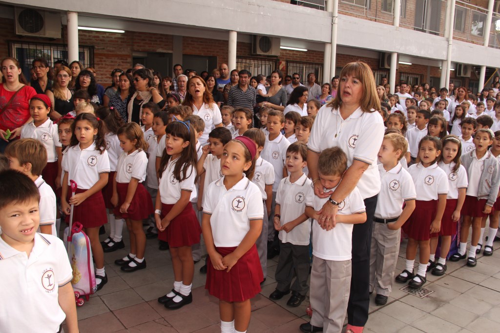 Sobre el Colegio Colegio Luis F. Leloir